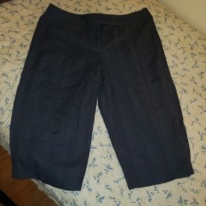 Nine West gray/blue casual capris